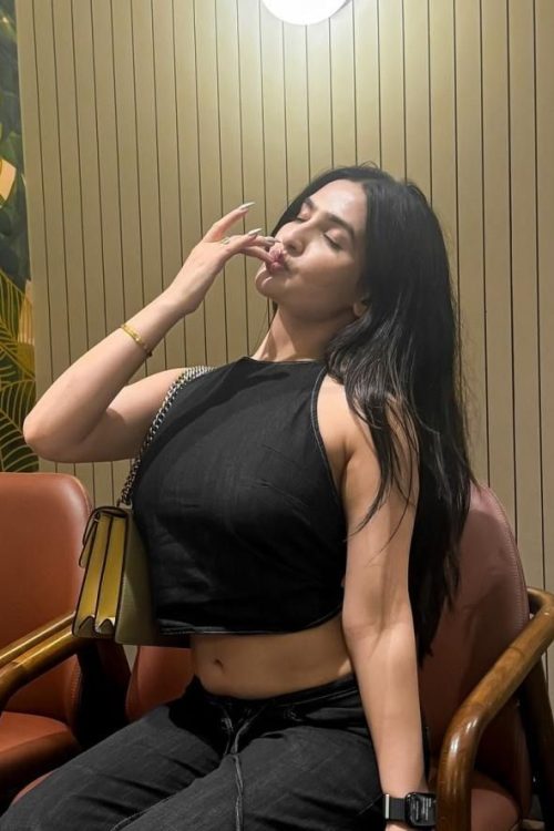 Online Escort in Lahore